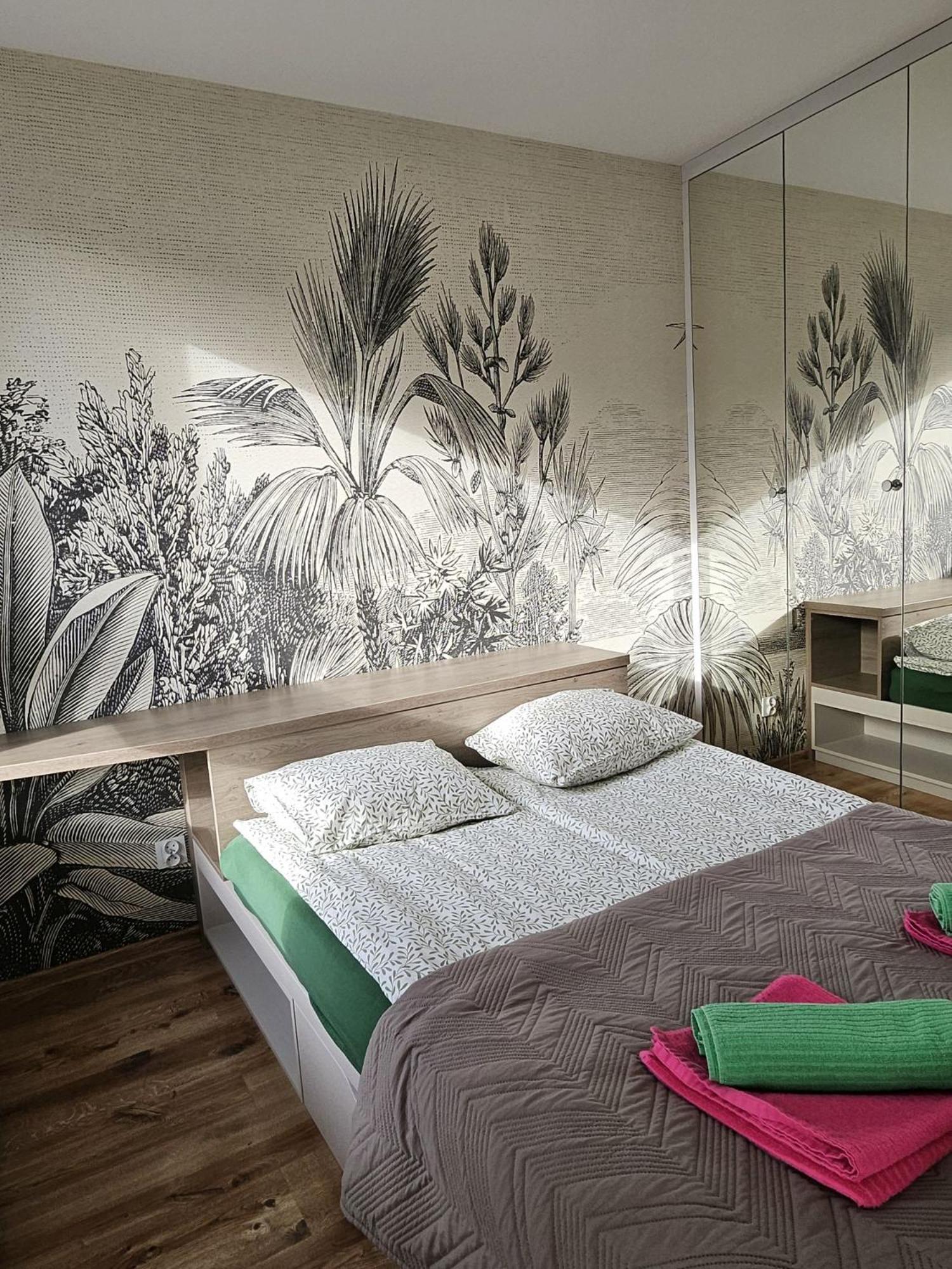 Urban Jungle Apartament Wenus Белосток Экстерьер фото